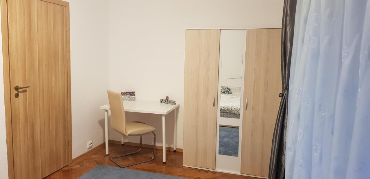 Petuniei Apartment Brașov Exterior foto